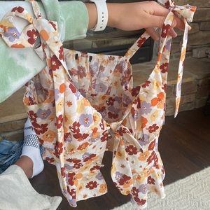 Flower top that bottoms in the middle! Super cute and comfy!